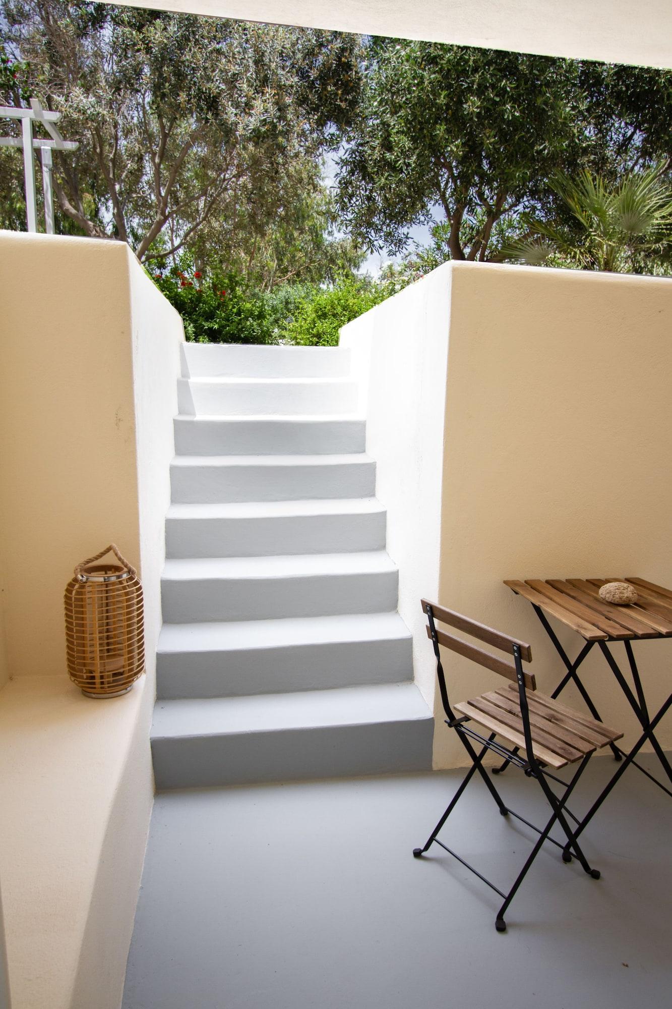 Sea Sound White Katikies Aparthotel Exomitis  Εξωτερικό φωτογραφία