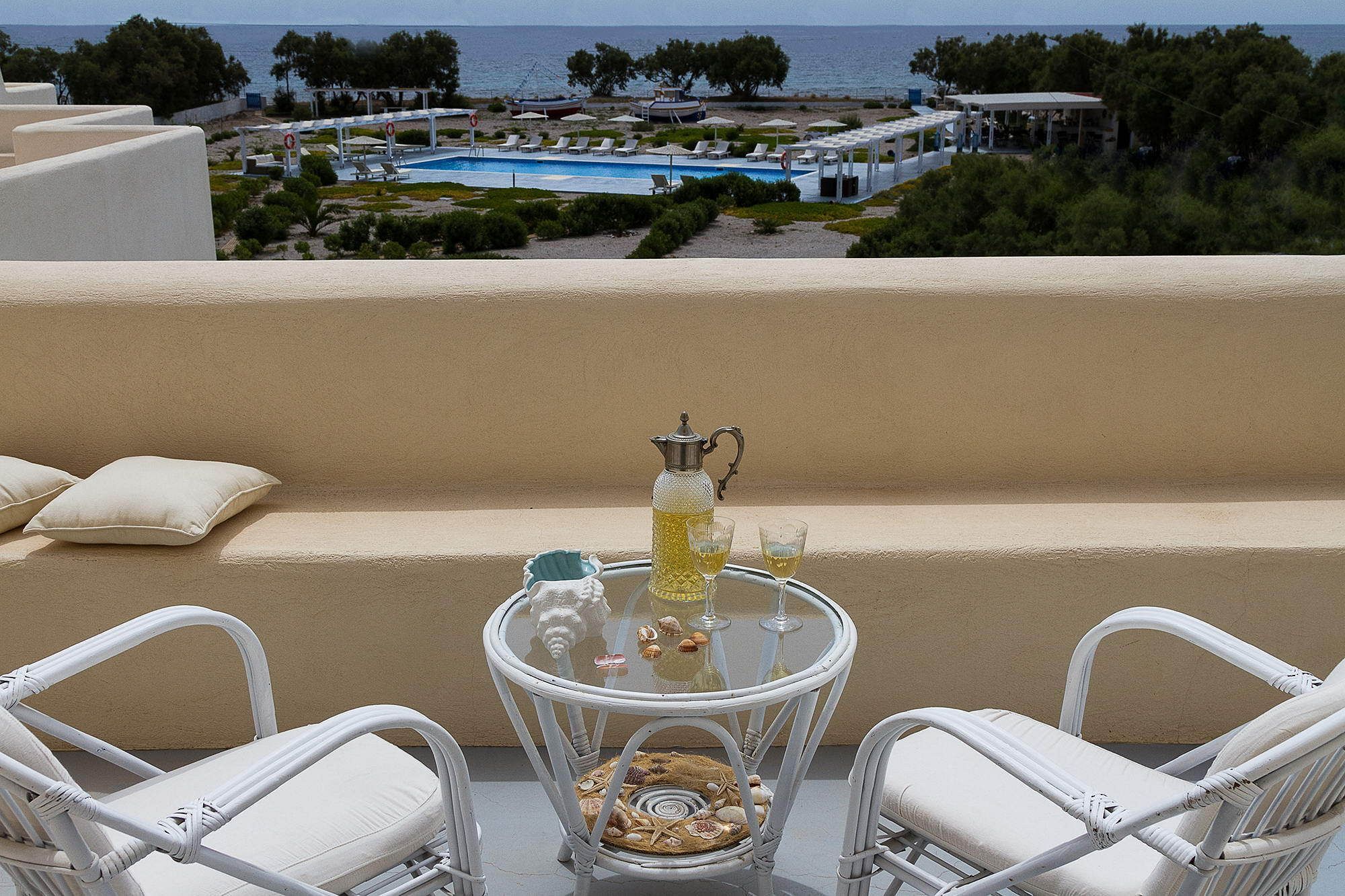 Sea Sound White Katikies Aparthotel Exomitis  Εξωτερικό φωτογραφία